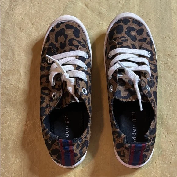 Madden Girl-Kids Leopard Print Sneakers, size 6-1/2 - Picture 1 of 5